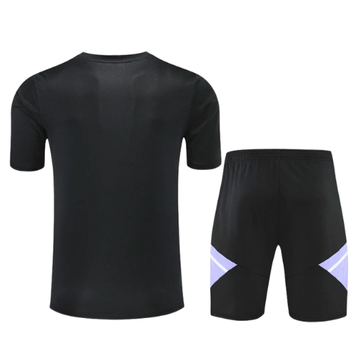 KIT MAGLIA NERA SMANICATA + PANTALONCINI REAL MADRID 2022/23